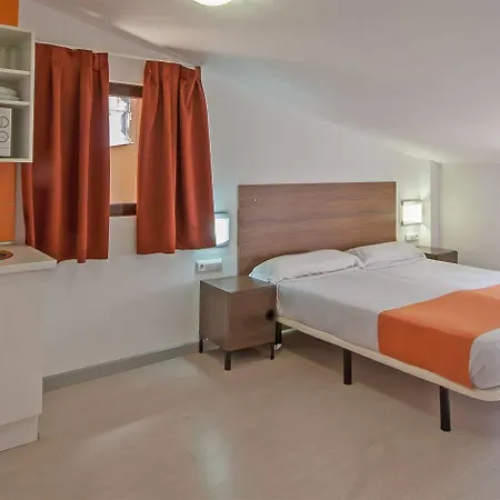 Apartamento Baluart Caces